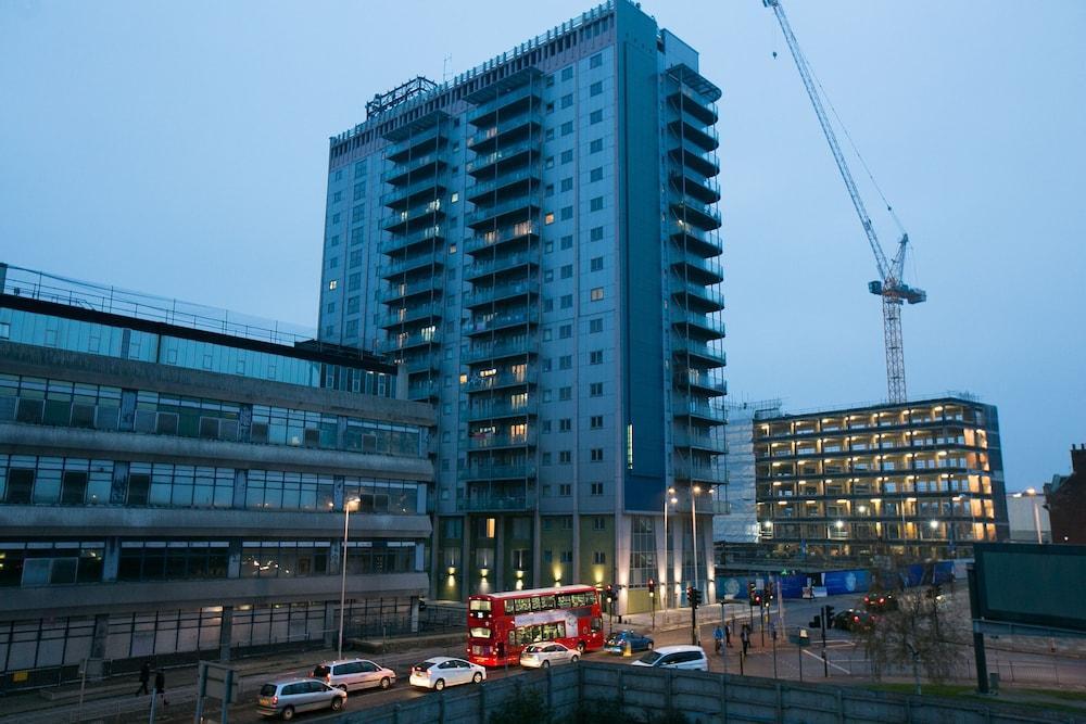 Belvilla Ilford Hill Hotel London Buitenkant foto
